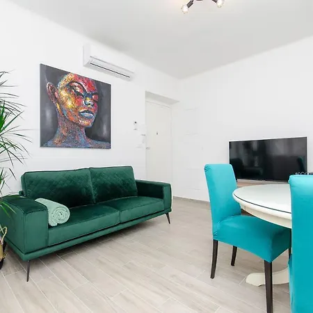 Blue Moon Split Apartment Exterior photo